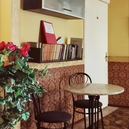 Хостел Posh Backpackers Рига